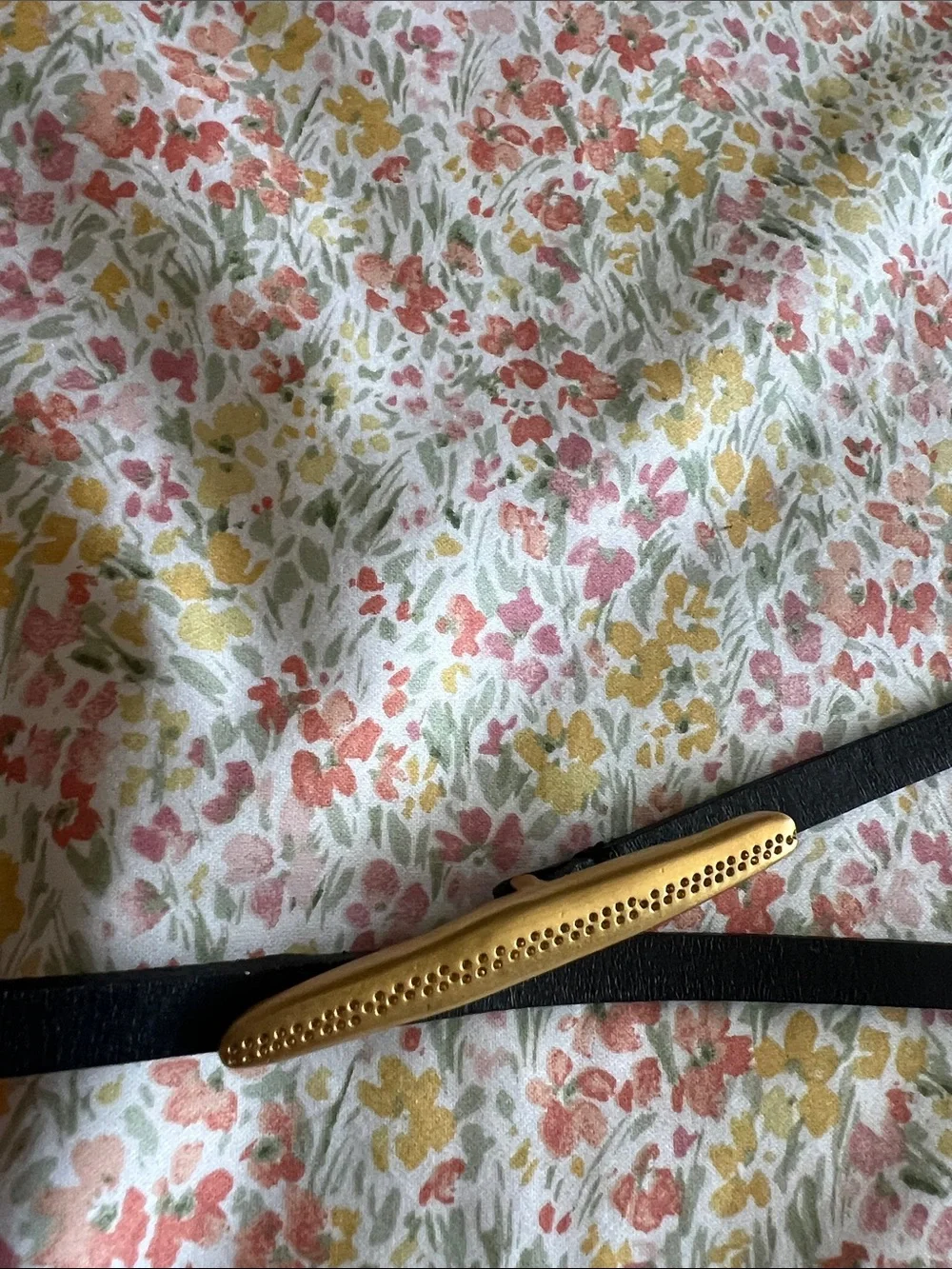 Pure Tea Delicate Chinese Black Leather waist Belt with Gold nature inspired Bar